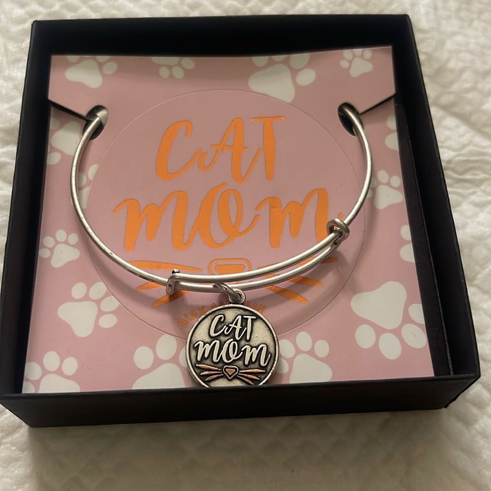 Cat mom bracelet